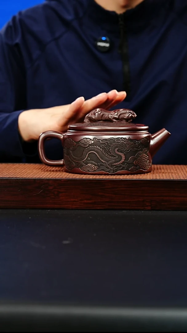 茶壶紫砂宜兴紫砂 卧虎藏龙 石红 李琴 h196