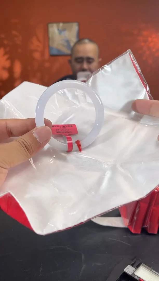 未镶嵌手镯翡翠7