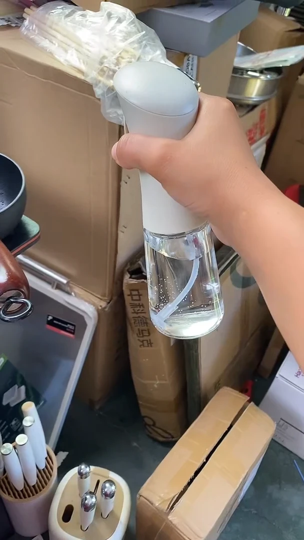 食品级塑料1小油壶两个
