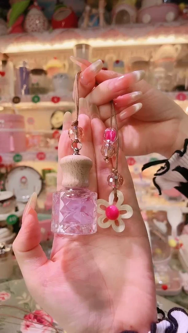 【闪购商品】摆件香薰吊坠紫色品质好，发货快，放心拍