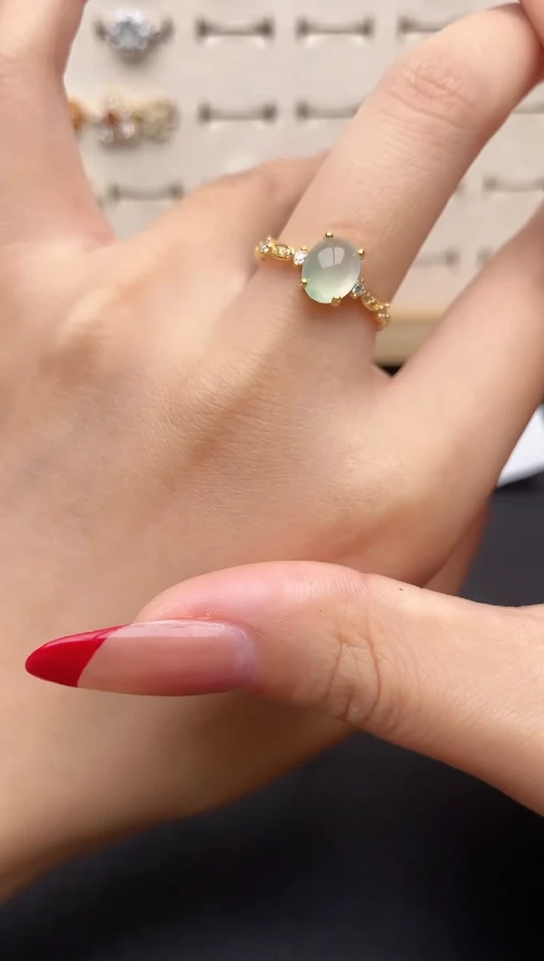 【闪购商品】翡翠戒指银S925镶嵌一物一证一礼盒