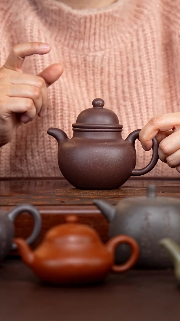 茶壶紫砂梨皮紫泥寿珍掇球-220