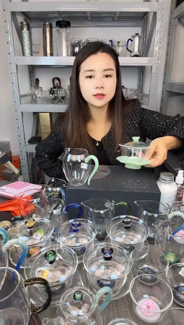 禾器  浅玉色盖碗
