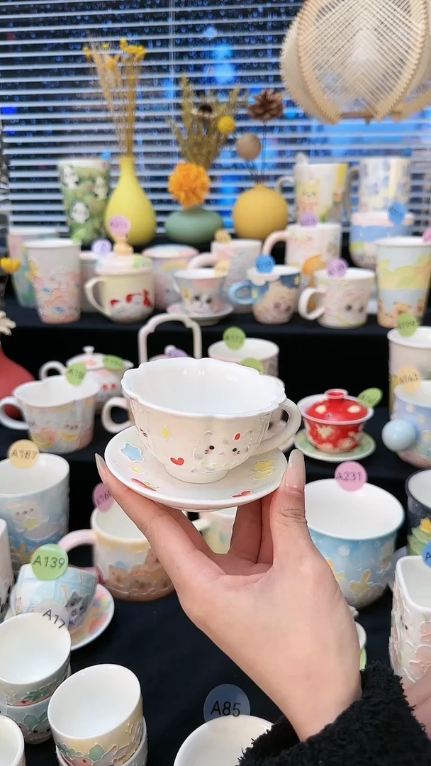 【闪购商品】摆件景德镇高温立体釉创意瓷