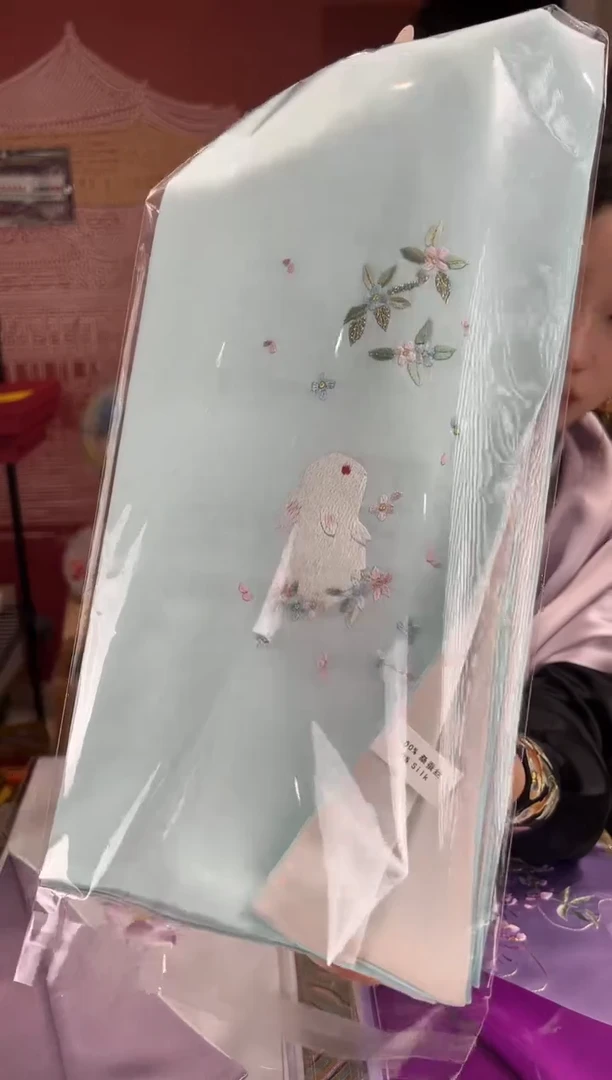 【闪购商品】刺绣 苏绣100桑蚕丝丝巾