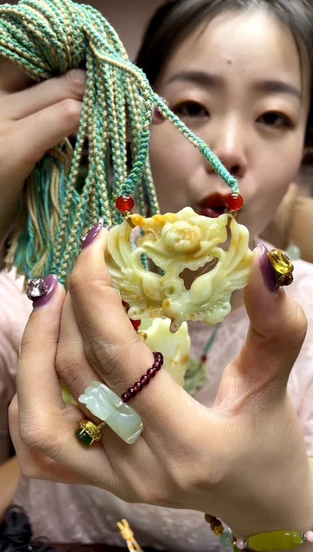 岫玉未镶嵌吊坠多样性发货其中发一