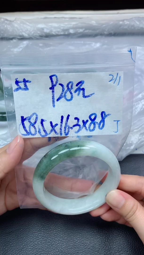 未镶嵌定制翡翠55毛货需精细抛光手镯拍一发一