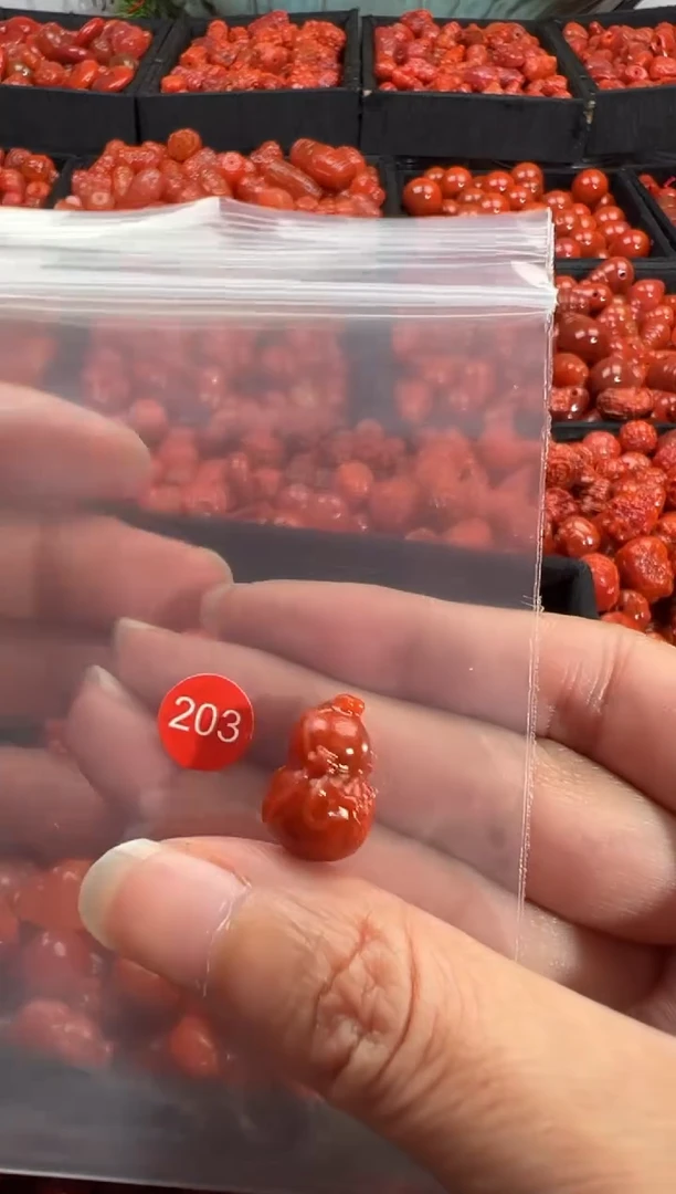 颈饰未镶嵌南红玛瑙11