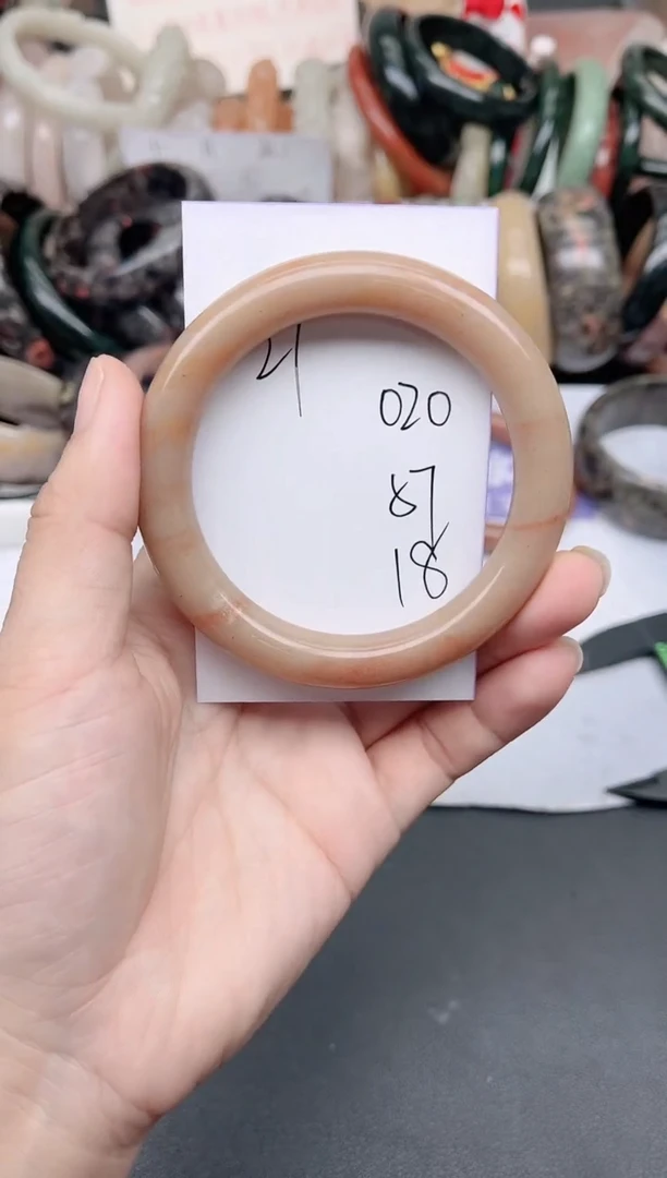 未镶嵌手镯石英质玉020