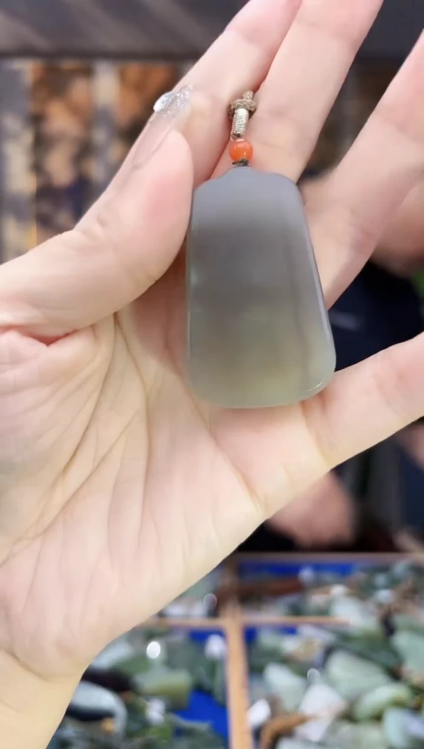 和田玉未镶嵌挂件拍一发一