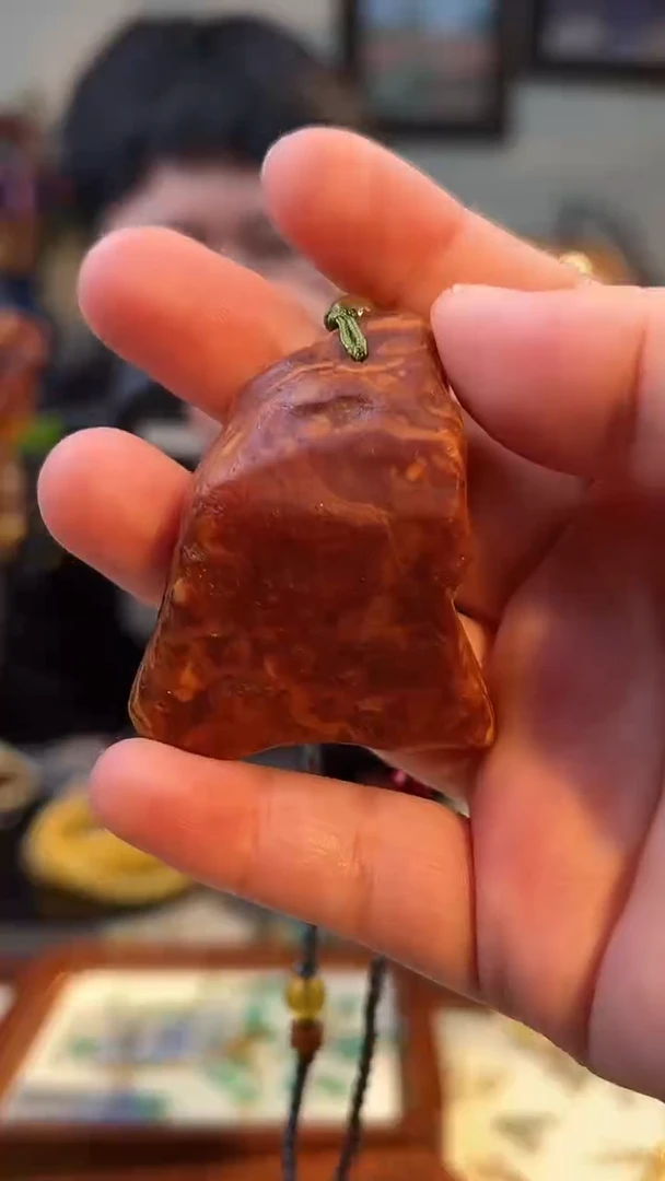 琥珀颈饰未镶嵌吊坠