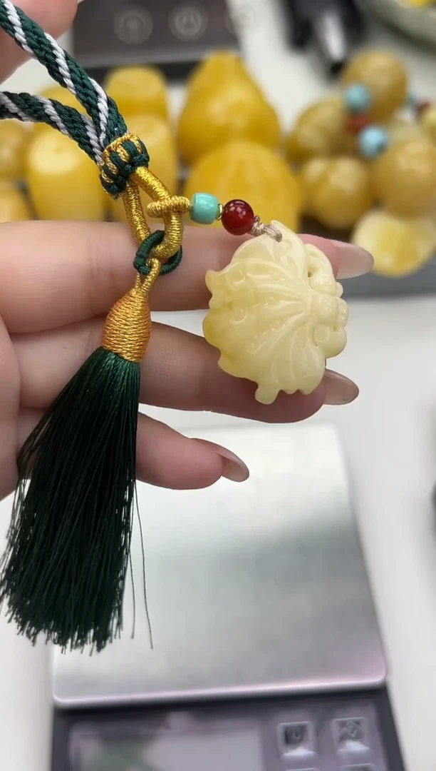 裸石琥珀未镶嵌天然琥珀蜜蜡包挂