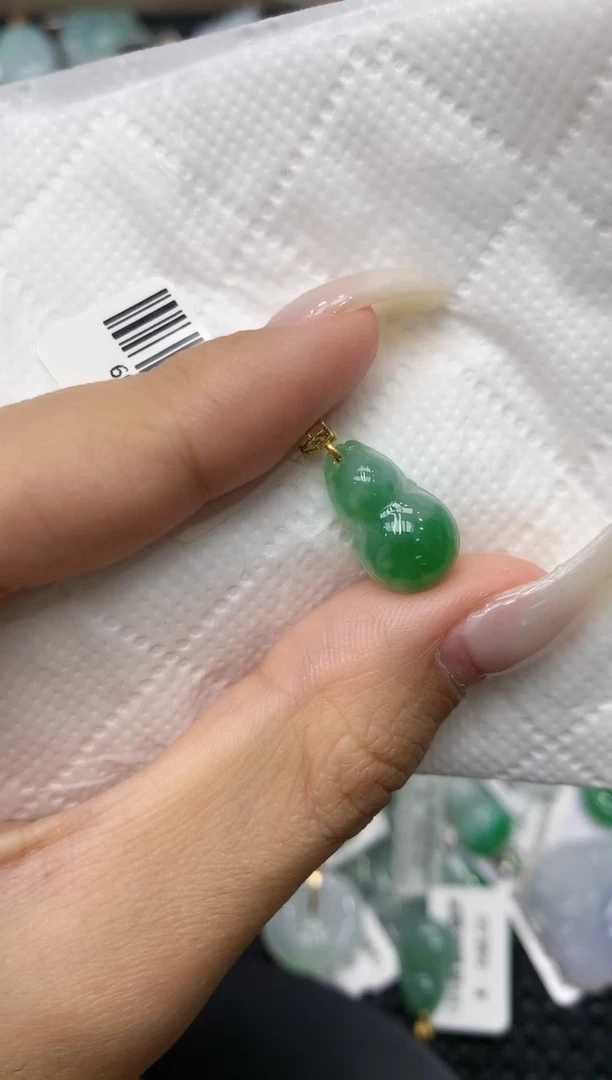 颈饰18K金镶嵌翡翠11111111