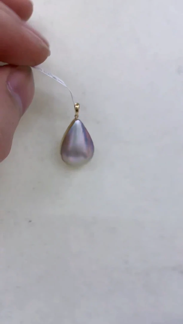 18K金镶嵌颈饰拼合珍珠（马贝珠）