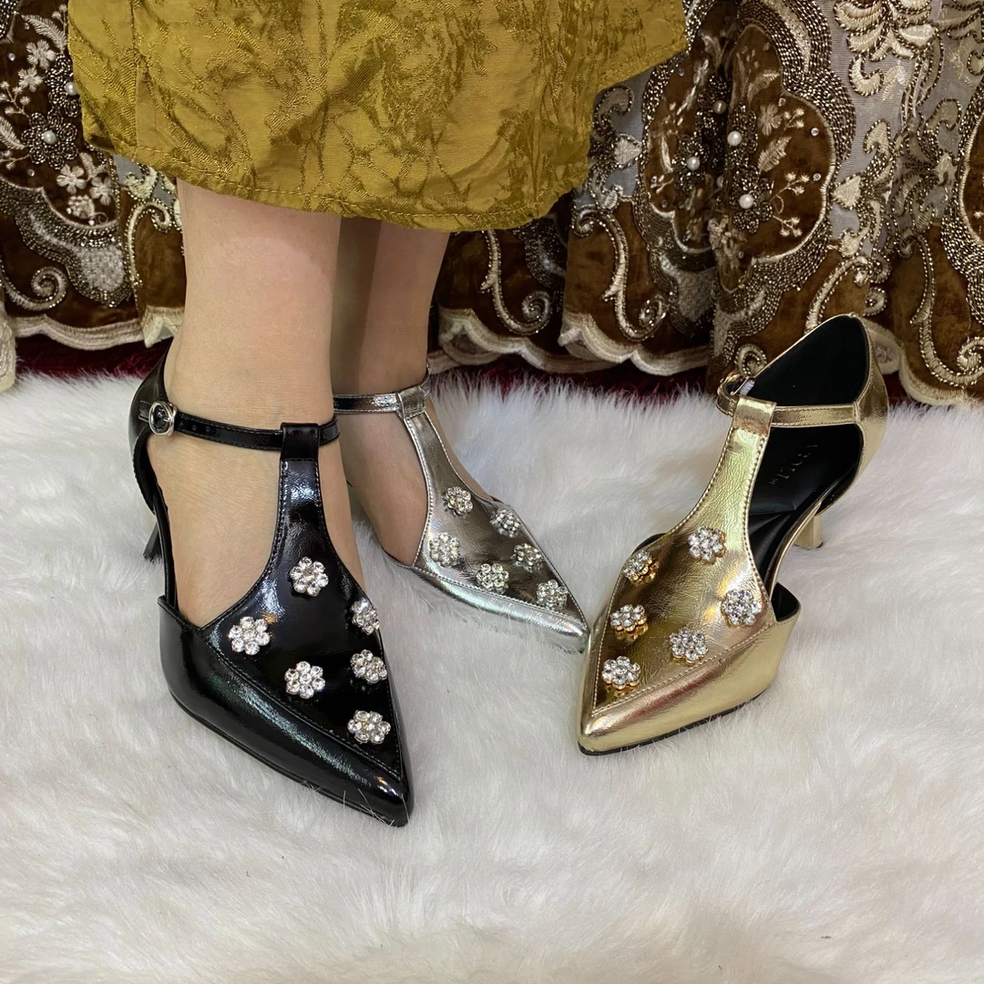 A-69新疆包邮女款单鞋