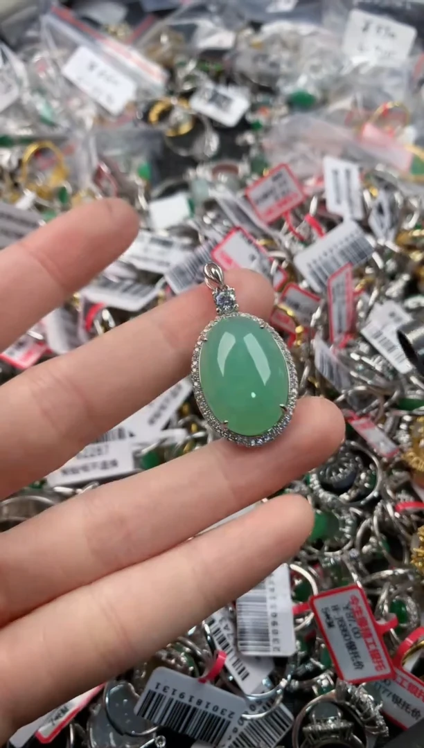 银S925镶嵌戒指翡翠3      3