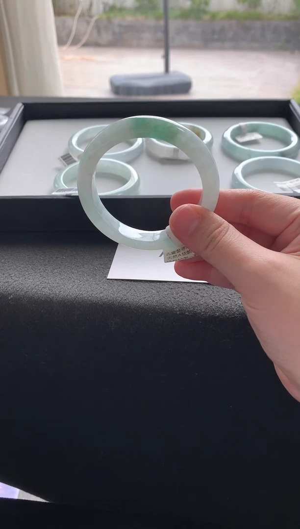 未镶嵌手镯翡翠55.7正圈A8582买断