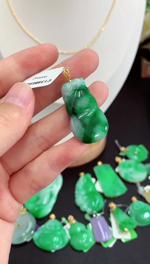 翡翠18K金镶嵌吊坠(不含链)挂件