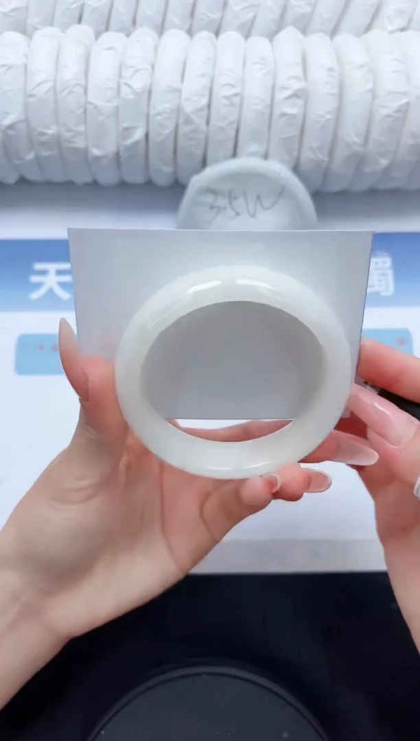 【闪购商品】和田玉手镯未镶嵌L262-57