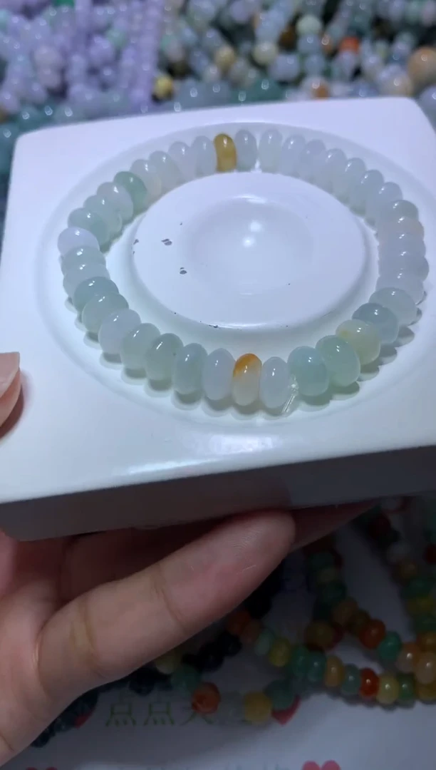 翡翠挂件未镶嵌小**子CXX307427