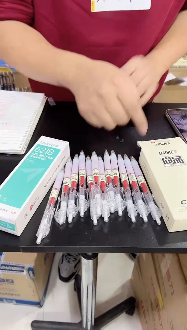 宝克F35红色按动中性笔12支+20支笔芯