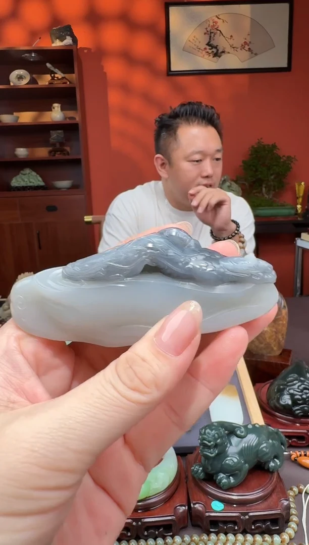 未镶嵌和田玉摆件青花