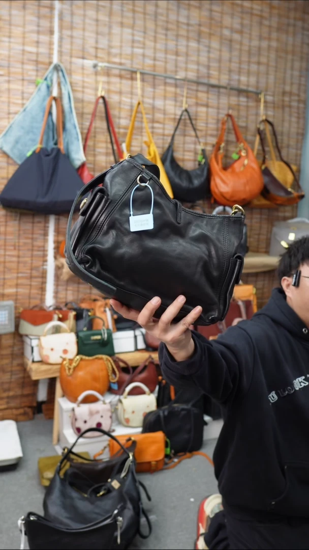 牛皮（革）胎牛 洗水 黑武士