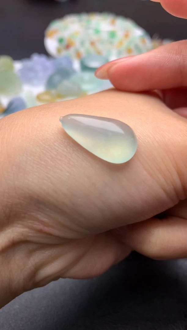 【闪购商品】定制翡翠未镶嵌毛货