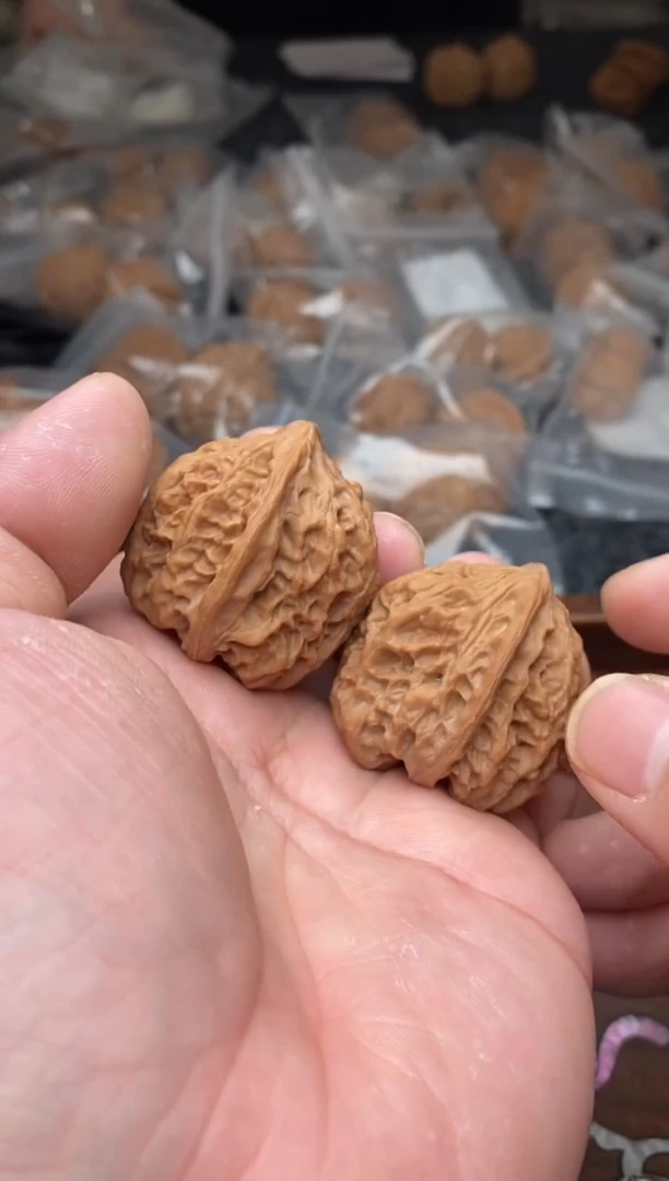 【闪购商品】文玩核桃把件A94号35尺野牛