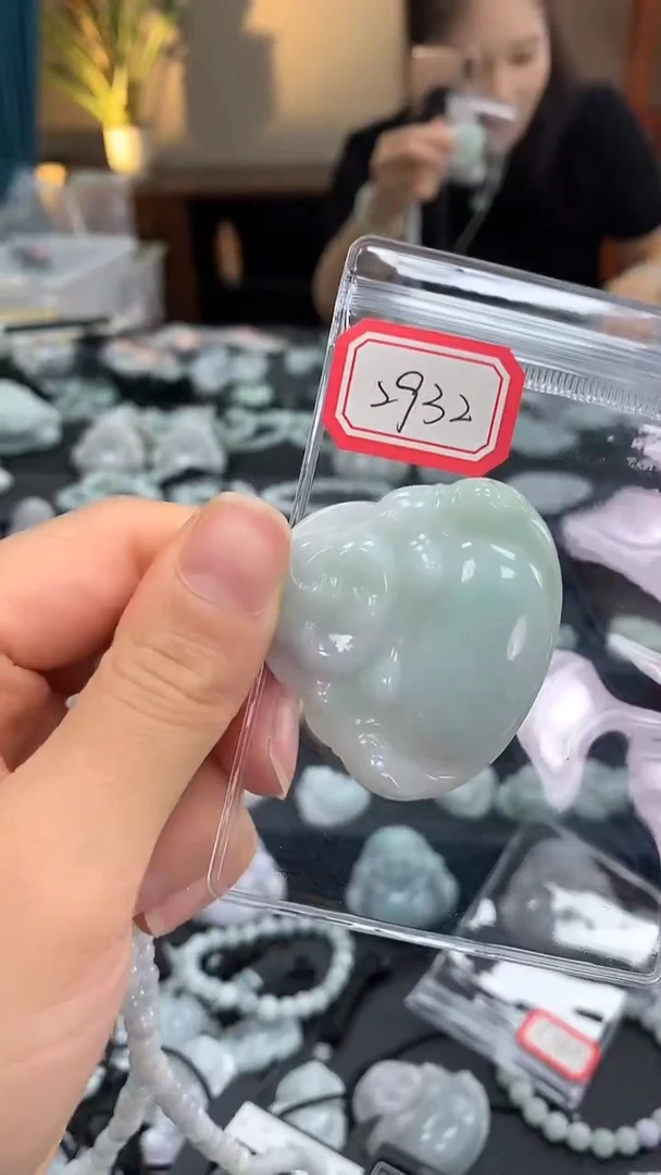 颈饰未镶嵌翡翠佛公2932