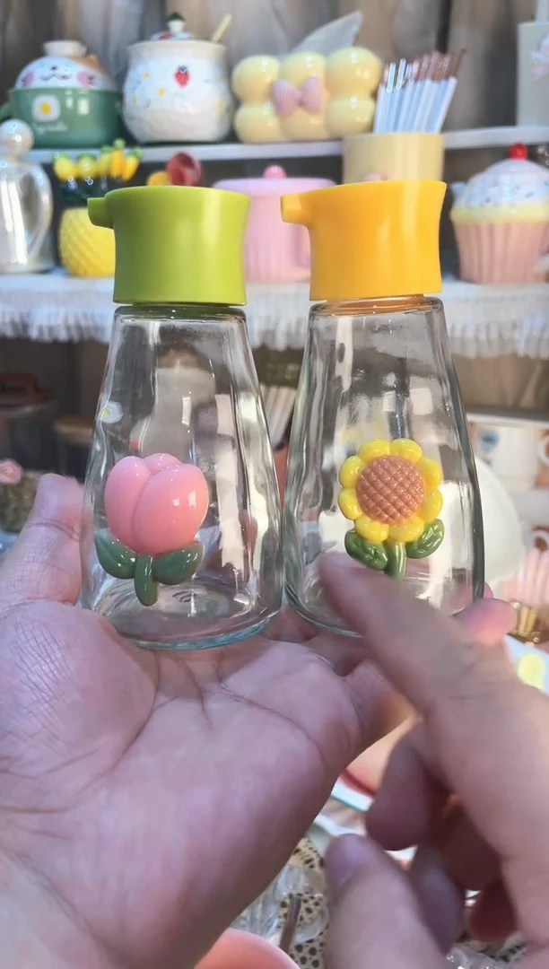 【闪购商品】瓷片酱油壶  品质好，发货快，放心拍