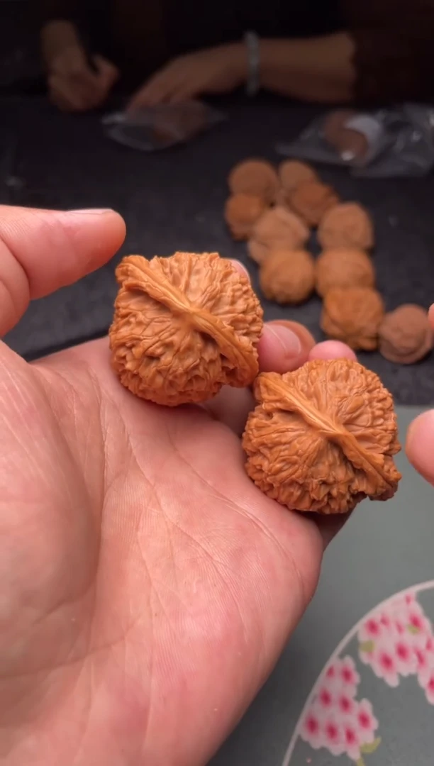 把件文玩核桃a149  水龙纹41尺