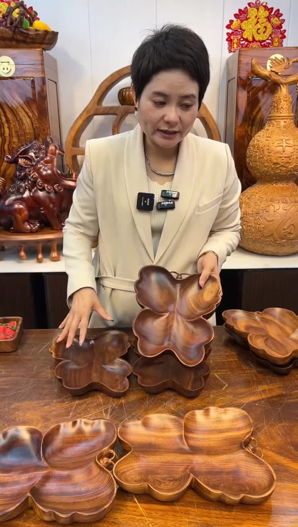 【闪购商品】香樟木实木创意蝴蝶盘