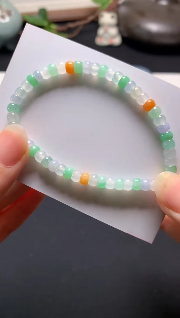 定制翡翠未镶嵌红***坤0684219783