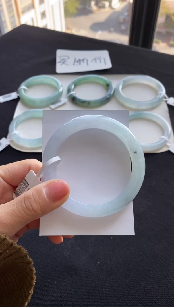 【闪购商品】翡翠手镯未镶嵌55正圈--不退不换