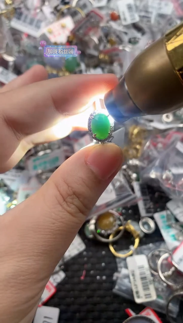 银S925镶嵌戒指翡翠888    3