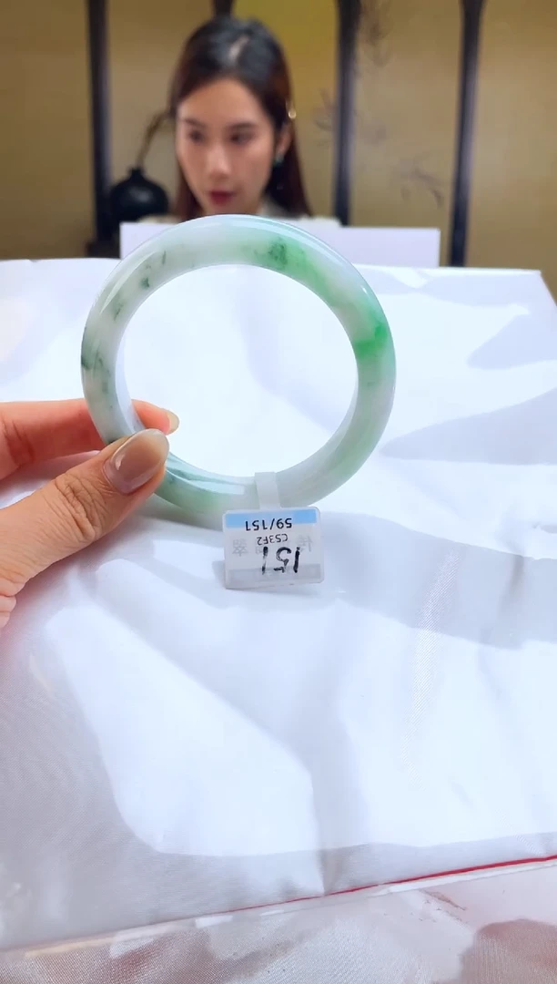 未镶嵌手镯翡翠退货标签需完好-151