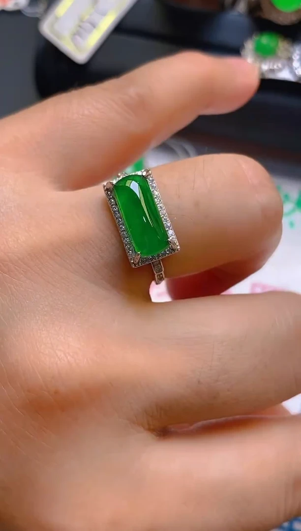 【闪购商品】翡翠耳饰银S925镶嵌天然A货翡翠1