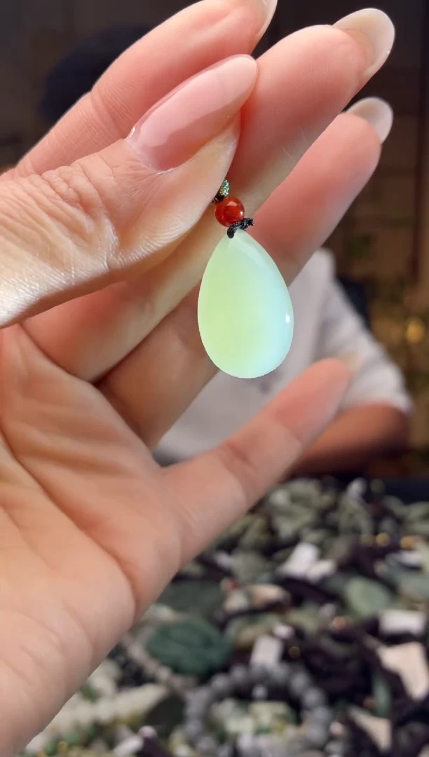 颈饰未镶嵌和田玉多样性发货，拍一发一