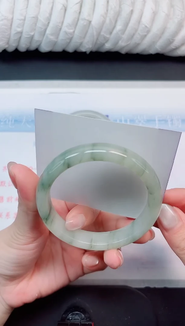 【闪购商品】石英质玉手镯未镶嵌305-58.5