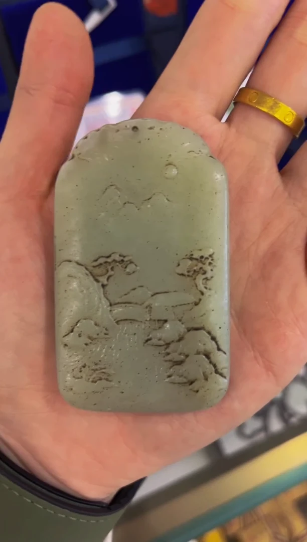 未镶嵌和田玉挂件天然原矿