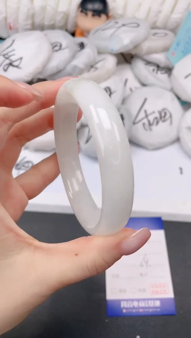 和田玉手镯未镶嵌23H210-64