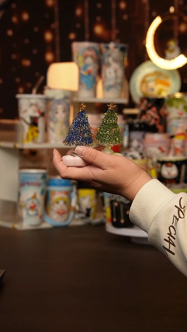 景德镇手工手绘文创陶瓷圣诞树（颜色随机发一个）