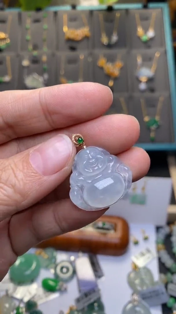 颈饰18K金镶嵌翡翠净货38640