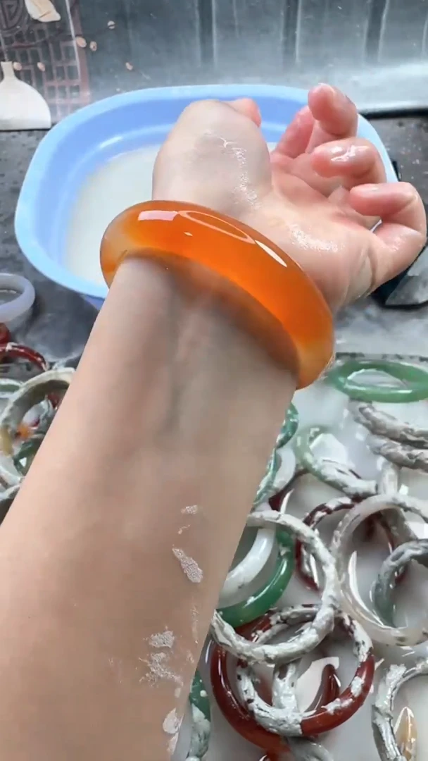 【闪购商品】玛瑙/玉髓手镯未镶嵌114