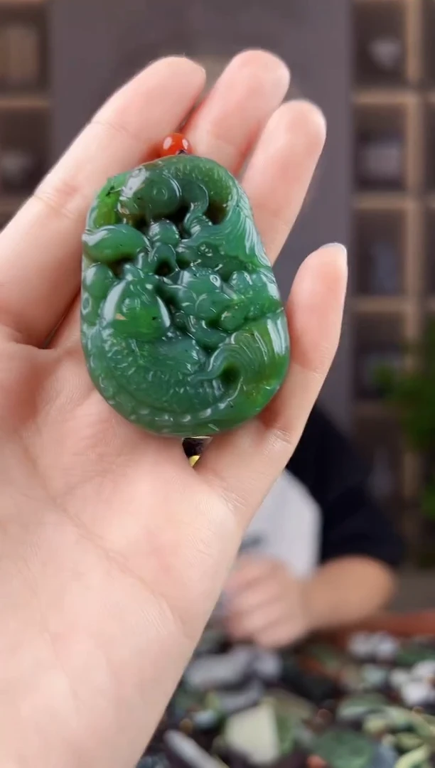 未镶嵌和田玉挂件拍一发一