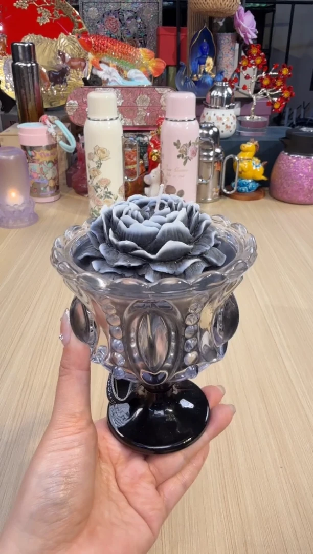 113山茶花香薰蜡烛-乌木玫瑰