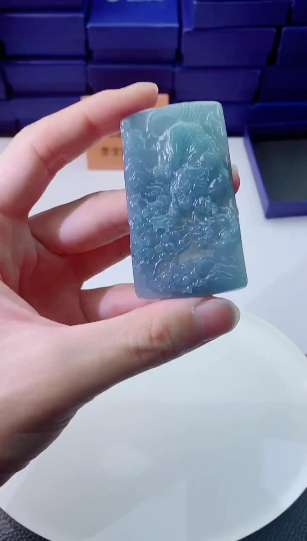 翡翠未镶嵌颈饰1111111111