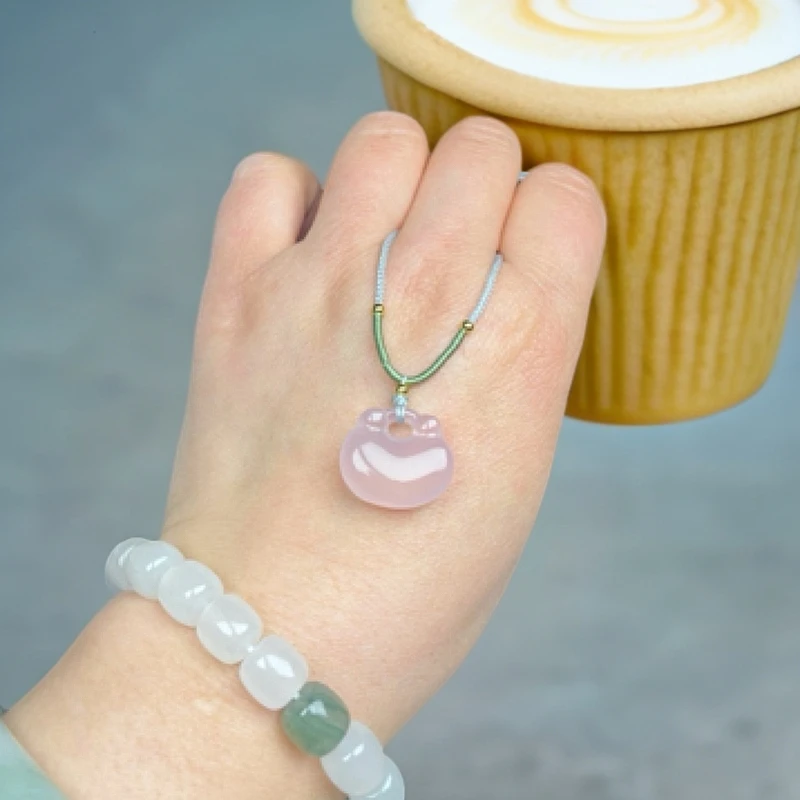 天然玛瑙玉髓小胖福项链吊坠