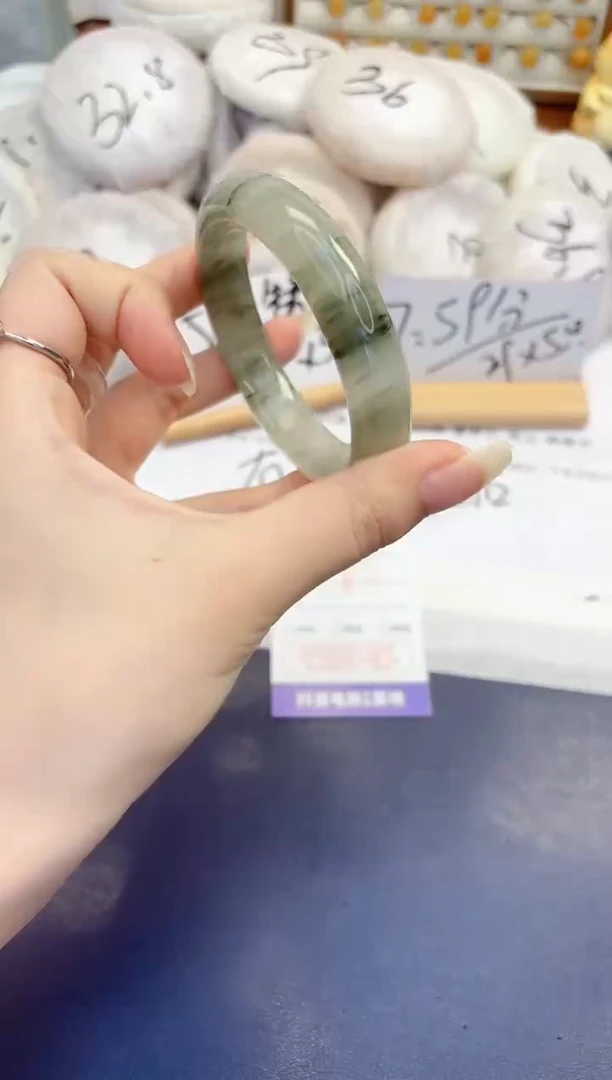石英质玉手镯未镶嵌254-天山翠-圈口58